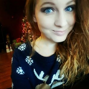 Meet your Posher, Whitney